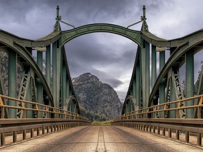 Image of bridge and road.